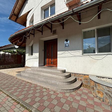 Vila Daddy Deva Exterior foto